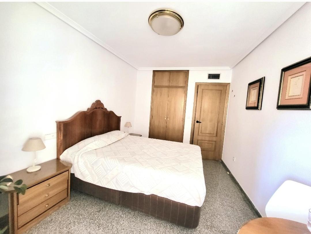 Amistosa, Habitacion Con Balcon, Alicante, Playa, Centro, Rambla, Mercadoアパートメント エクステリア 写真